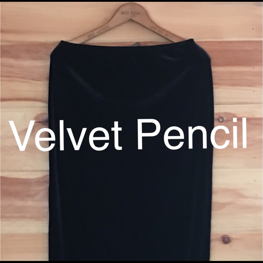 Velvet Black Slim Skirt